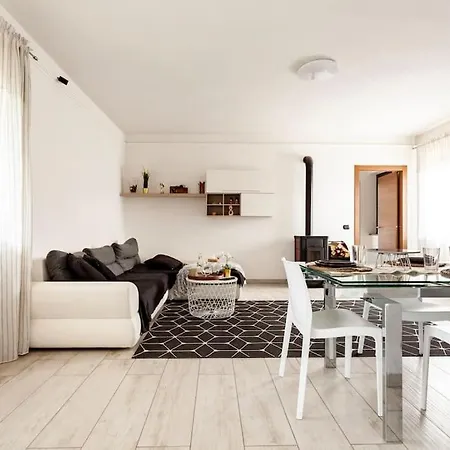 Lussuosa Nel Monferrato-netflix & Wifi-residenza Il Moro Villa Pecetto di Valenza