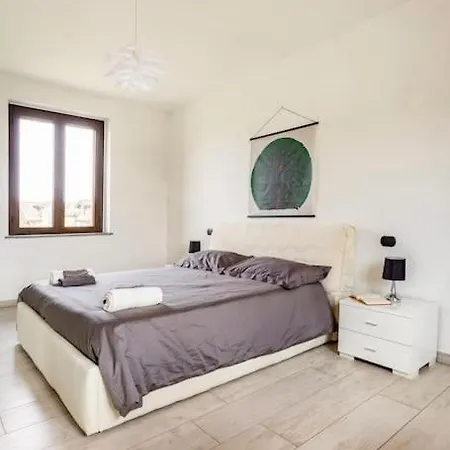 Villa Lussuosa Nel Monferrato-netflix & Wifi-residenza Il Moro Pecetto di Valenza